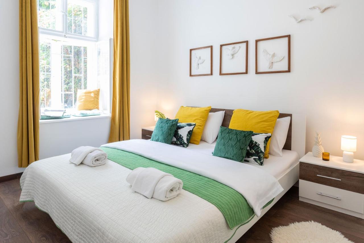 Cozy And Bright 1Bdr Apartment In The City Center! Zagreb Exterior photo