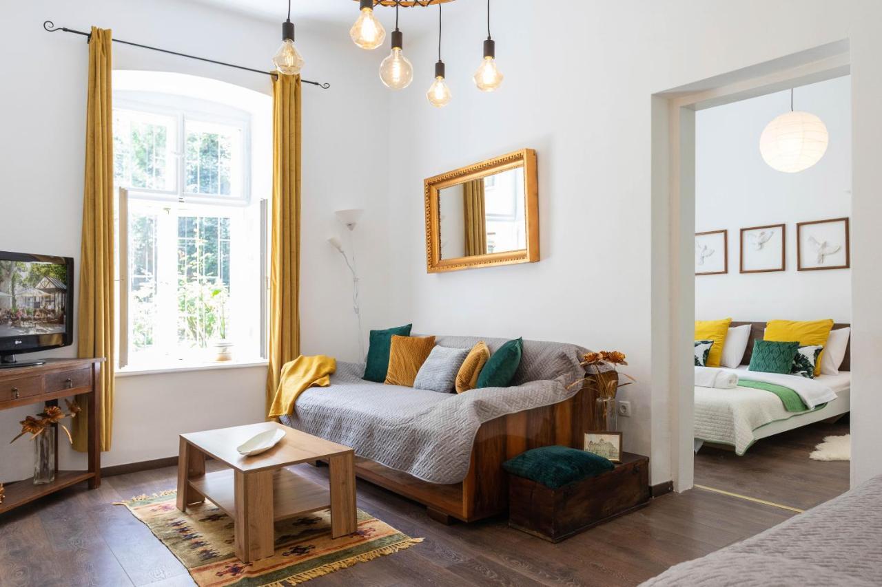 Cozy And Bright 1Bdr Apartment In The City Center! Zagreb Exterior photo